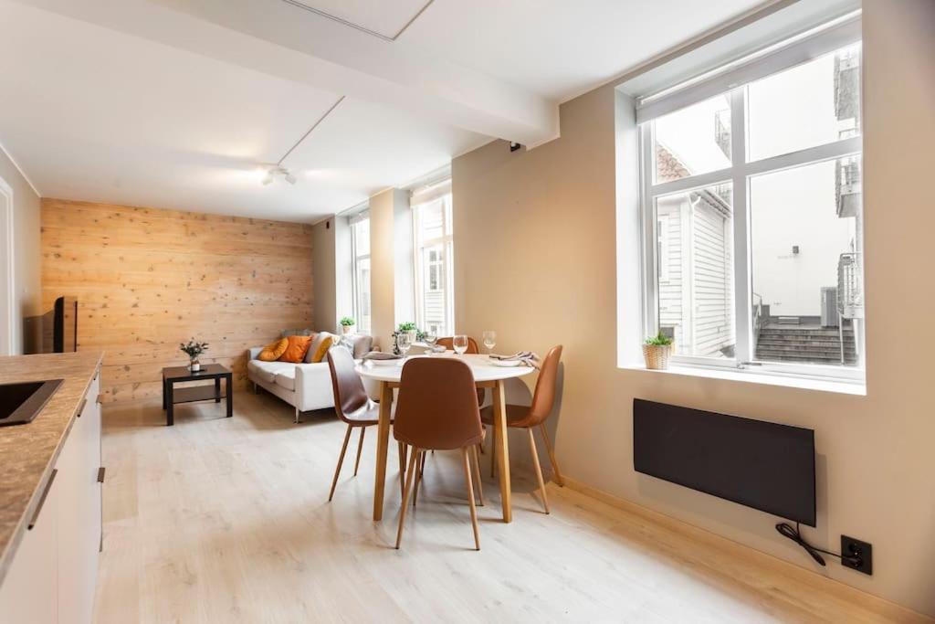 New! Modern Apartment In Historic Area Of Bergen! Luaran gambar