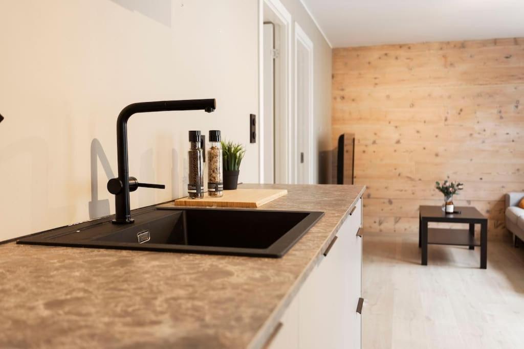 New! Modern Apartment In Historic Area Of Bergen! Luaran gambar